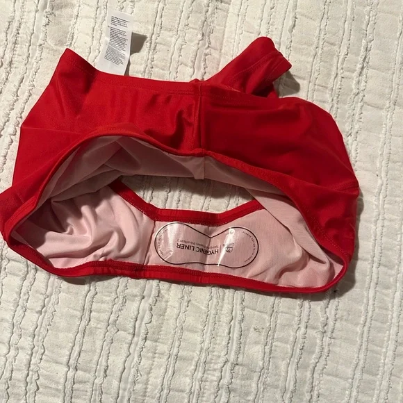 Cupshe Vibrant Red Bikini Set - Picture 6 of 8